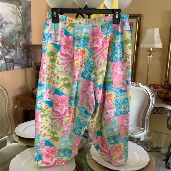 Briggs capris summer colors size 8P in great shapeYellow blue pink orang… - Picture 7 of 11